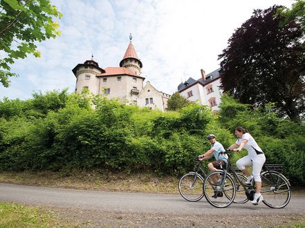 Radfahren im Rodachtal mit Veste Heldburg